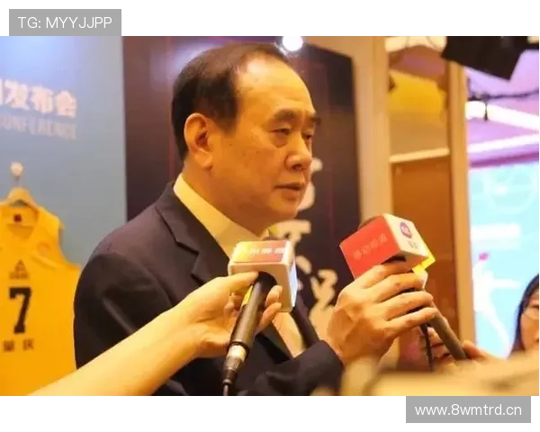 广东庆生李文昊杜锋受敬崔永熙奎 广东庆生李文昊杜锋受敬崔永熙奎